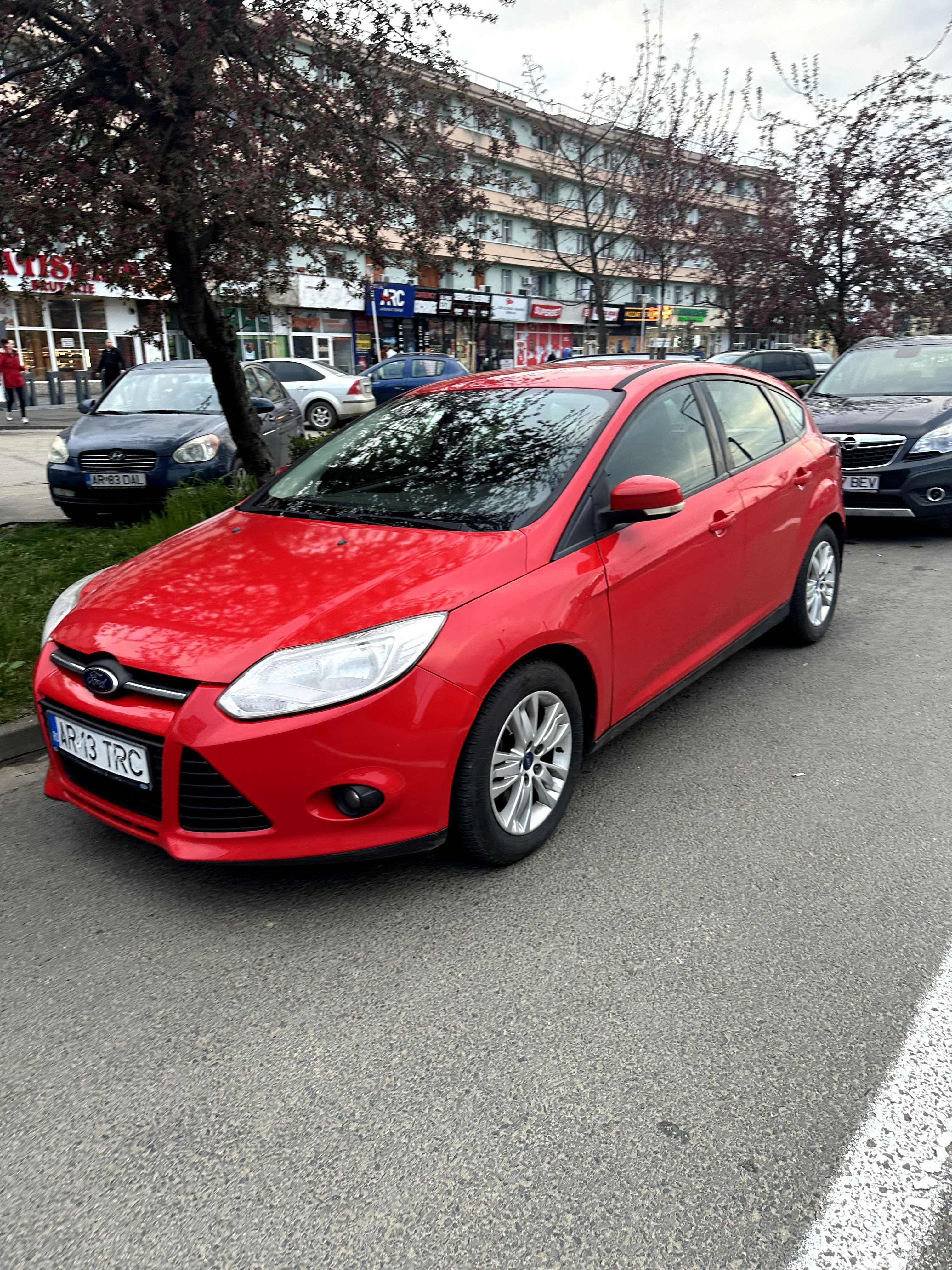 Vand Ford Focus 2012 Benzina