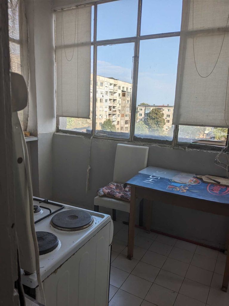 Продава се Двустаен апартамент в Пловдив, Изгрев - 70 кв.м за 929 €/кв.м - Снимка #2