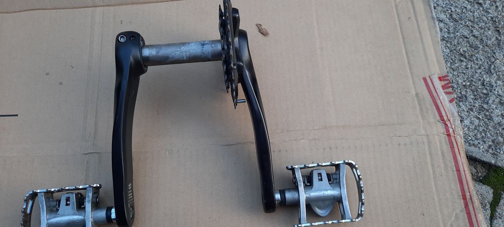 Курбели Shimano XT-8000
