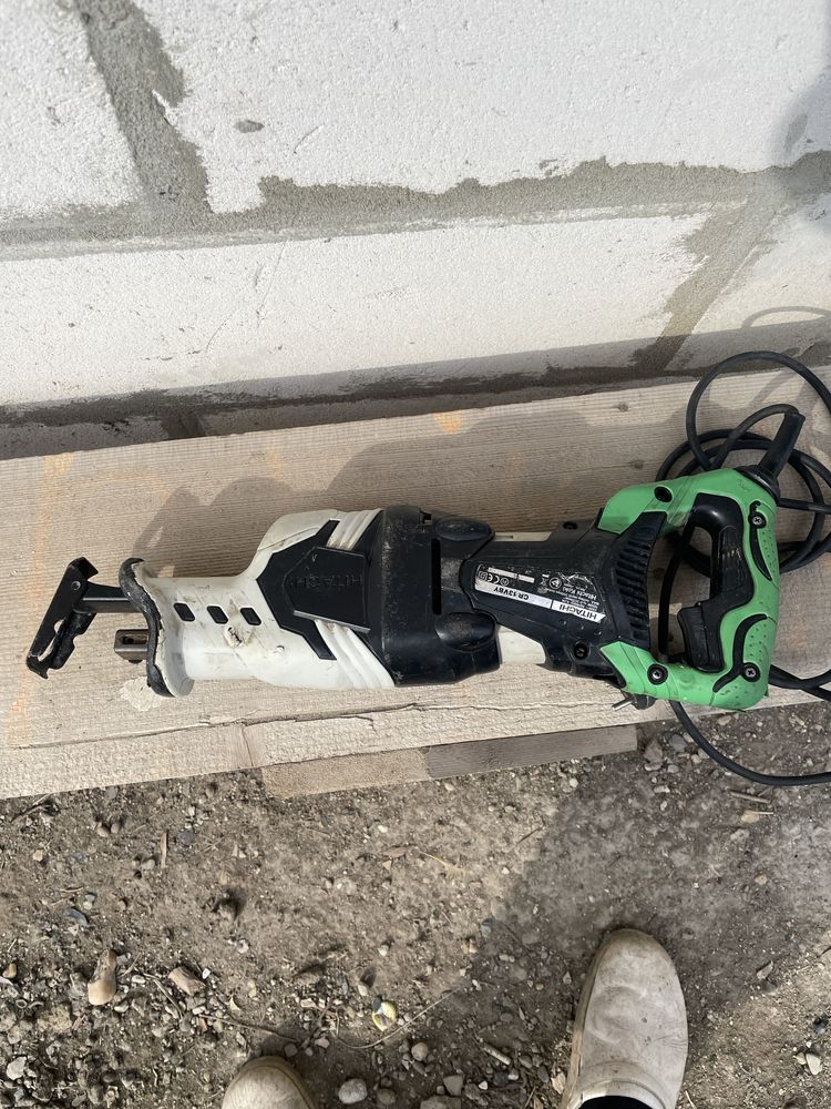 Fierăstrau sabie HITACHI KOKI