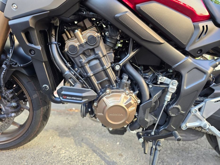 Honda CB650R 2023