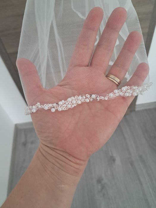 Vand voal de mireasa!