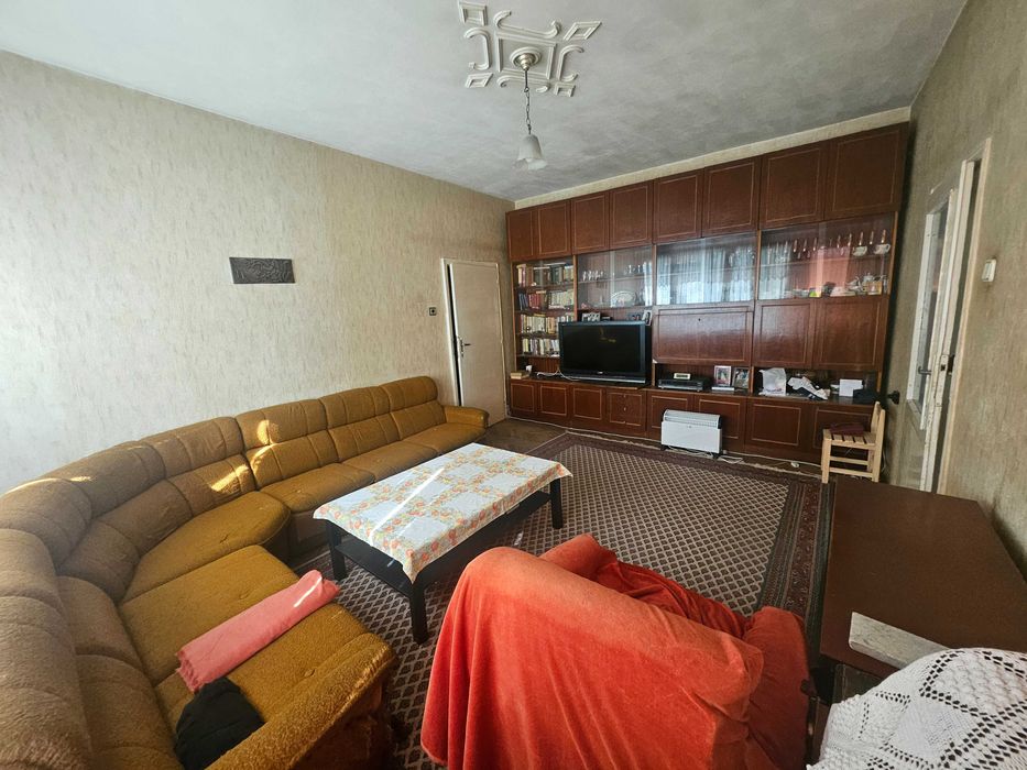 Продава се Многостаен апартамент в Пловдив, Младежки Хълм - 86 кв.м за 1756 €/кв.м - Снимка #11