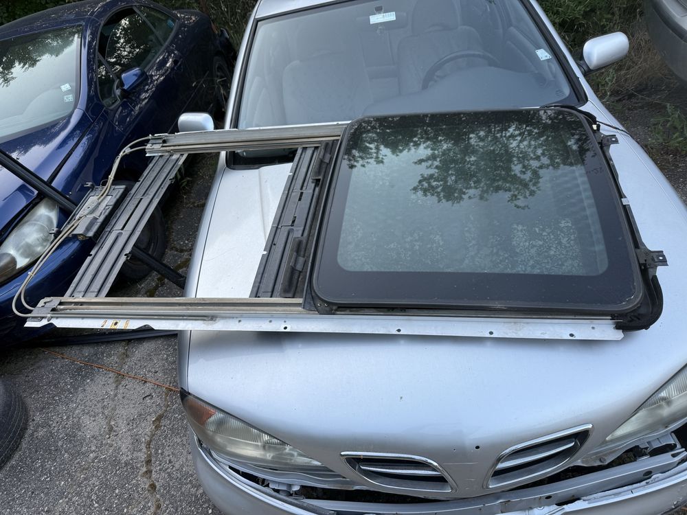 Продавам Nissan Primera