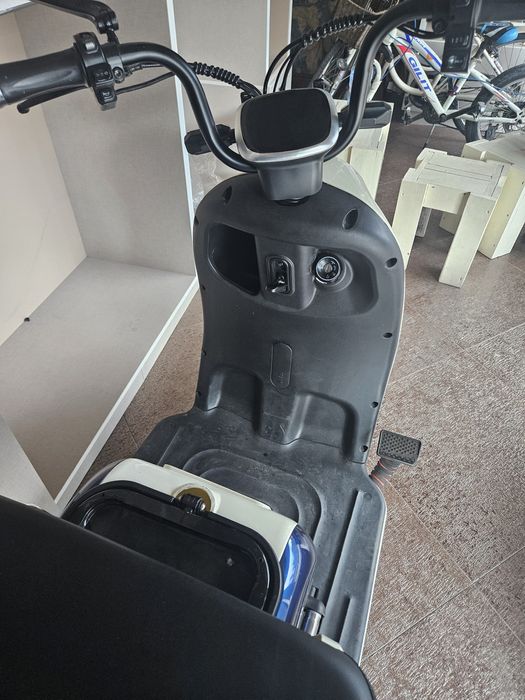 Електрическа триколка