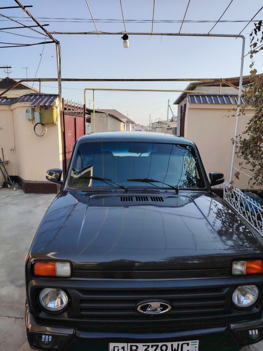 Продаю Нива 2121