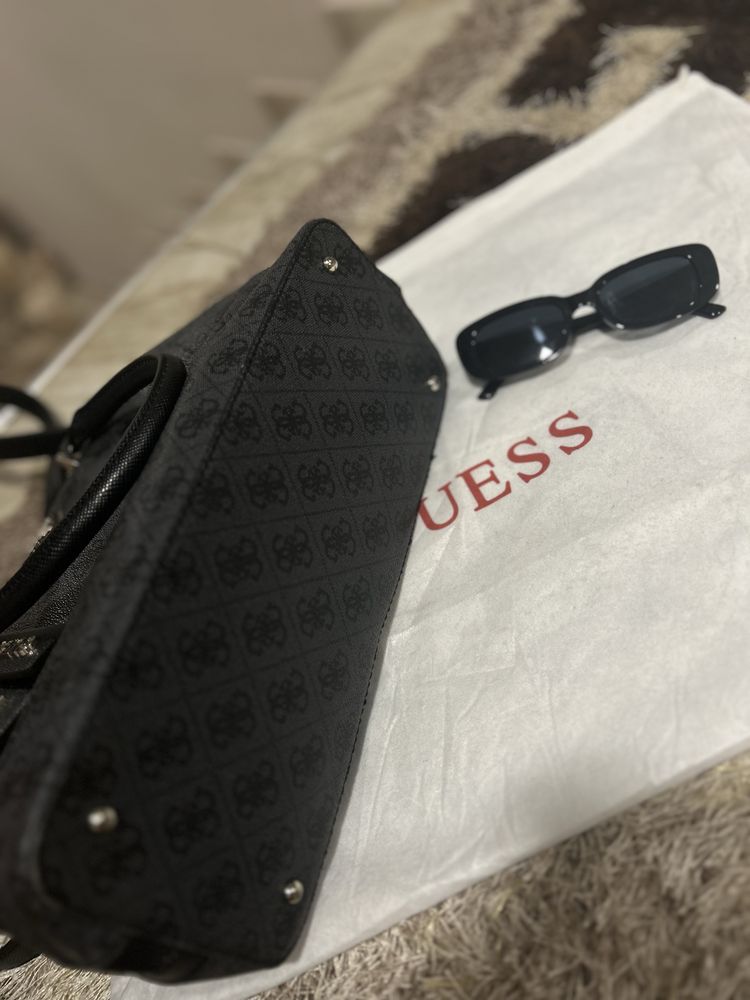 Bolsa Satchel Guess Logo Lux - Дамска Чанта - еко кожа
