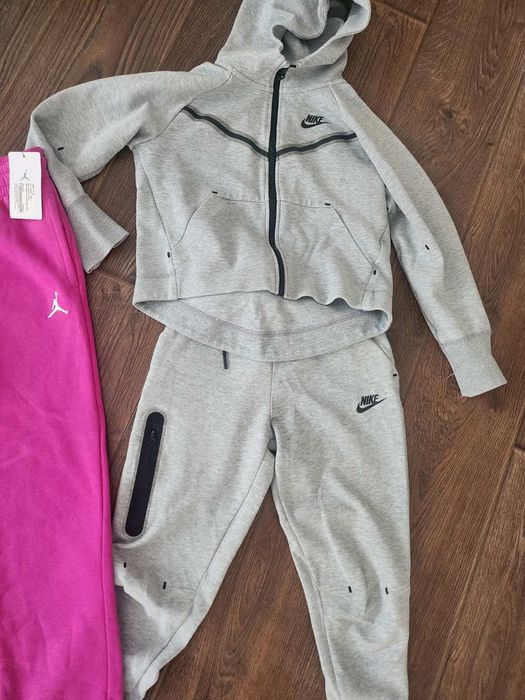 Екип Nike tech и Jordan
