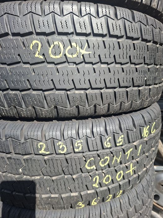 235 65 16 C Iarnă și vară impecabile