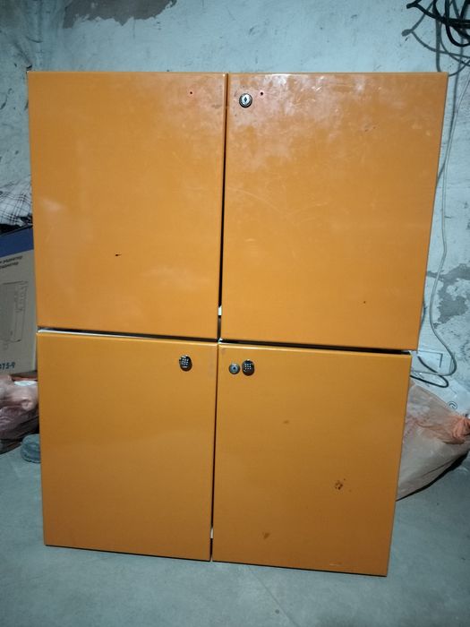 Срочно продам шкафчик
