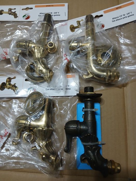 Robinet din bronz masiv pentru cișmea