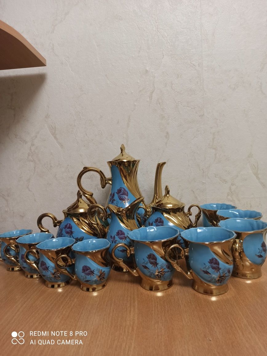 Продам сервиз в Шахтинске