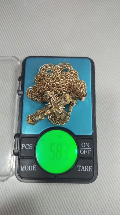 Продам золотые изделия