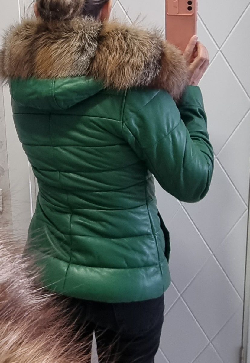 Продам турецкую кожаную зимнюю куртку с натуральным мехом