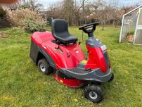 Tractoraș de tuns iarba/gazonul Castelgarden XF140 HD by Stiga