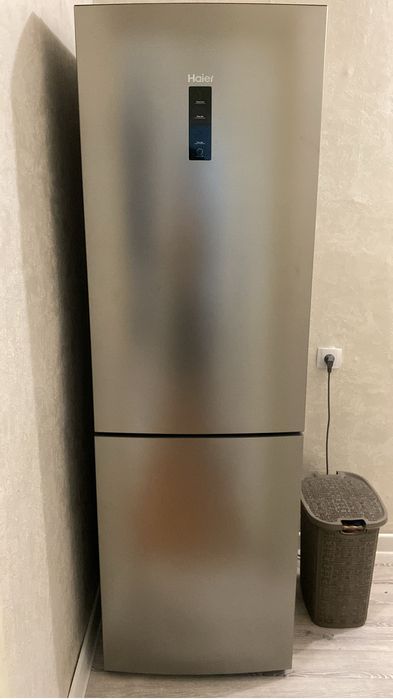 Продам холодильник хайер