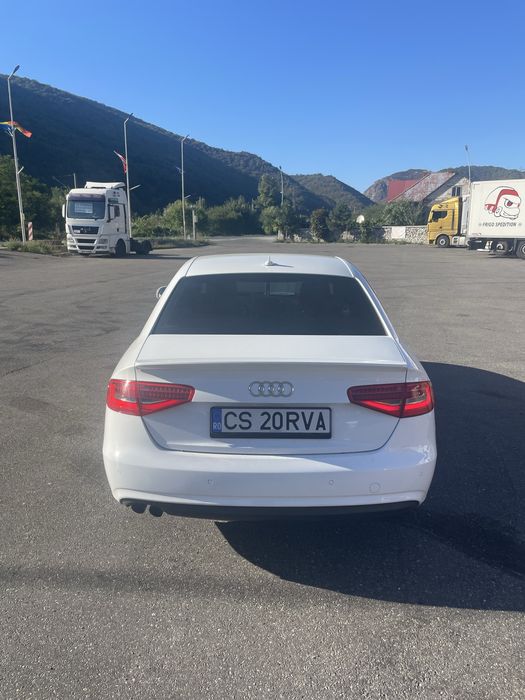 Audi a4 tdi 177 cp s -line