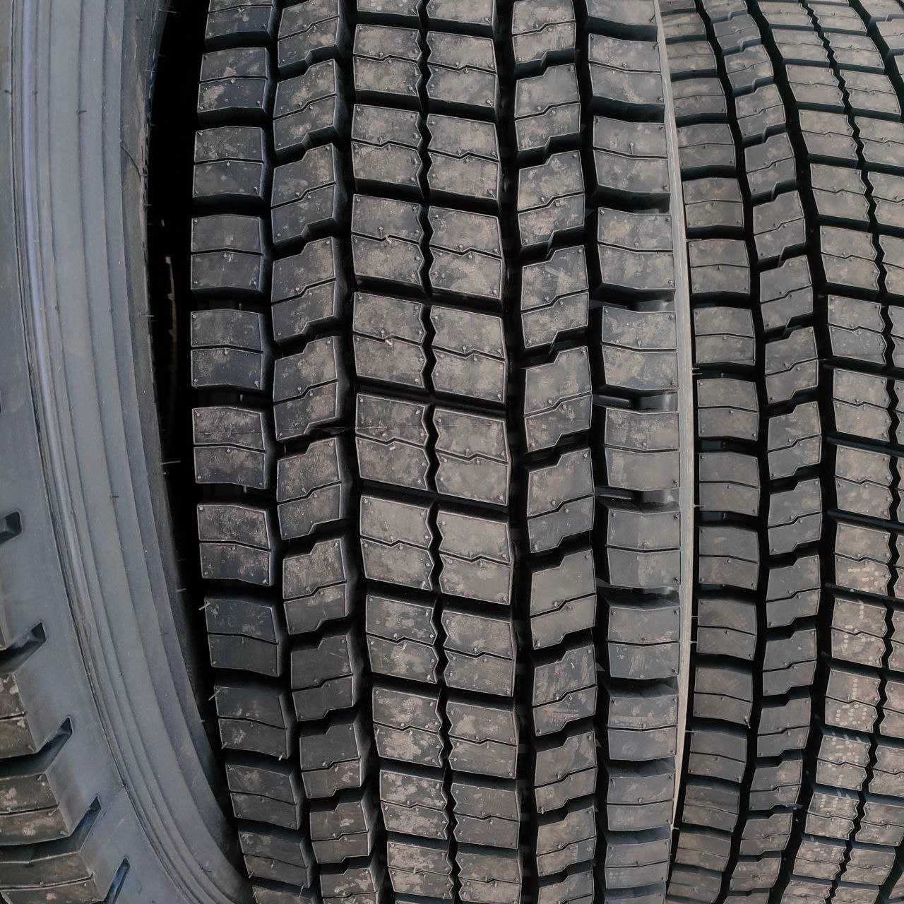 Фураларга 315/70R22.5 размер орқа тигачга BOTO балонлар бор