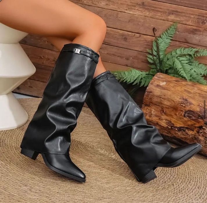 Високи кожени ботуши нови 39-40