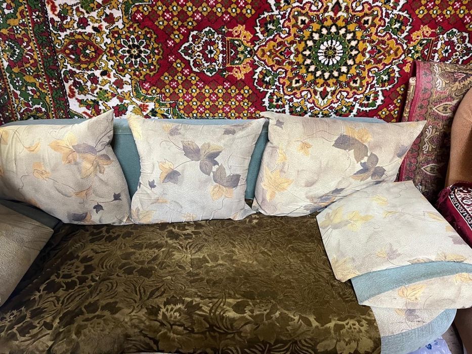 Продам диван ( тахта )