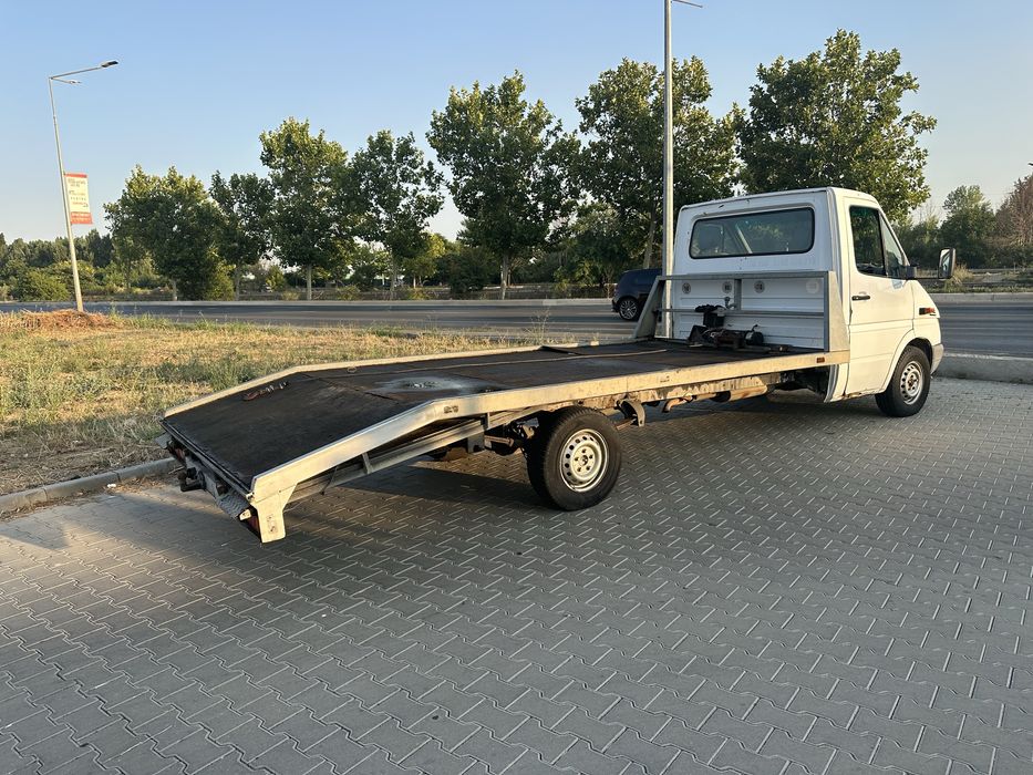 Autoplatforma Mercedes Sprinter motor 2.7 Cdi