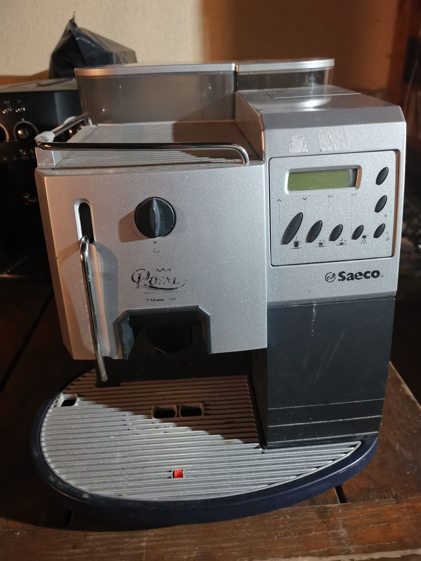 Кафе машина Delonghi magnifica, Saeco Royal, Lavazzal