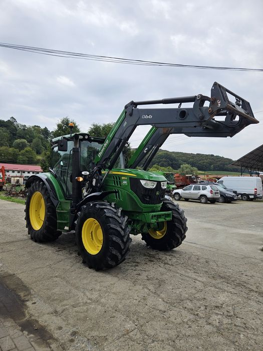 John Deere 6115 R cu incarcator