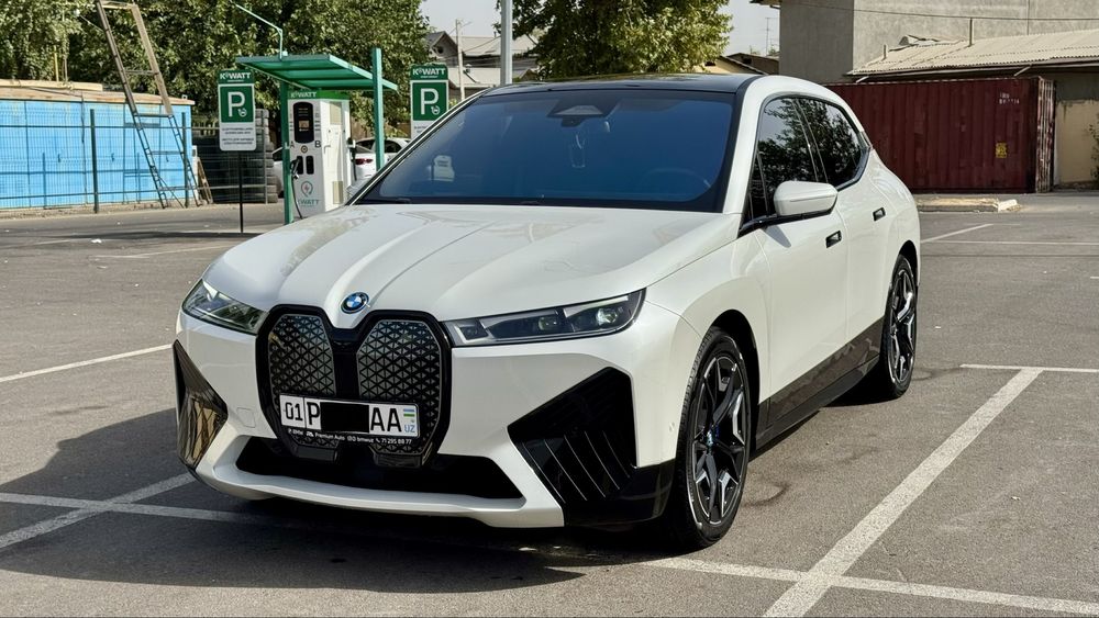 Bmw Ix xdrive40 фулл официальный дилер Узб БМВ