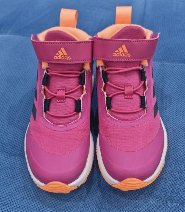 Детски спортни обувки Adidas