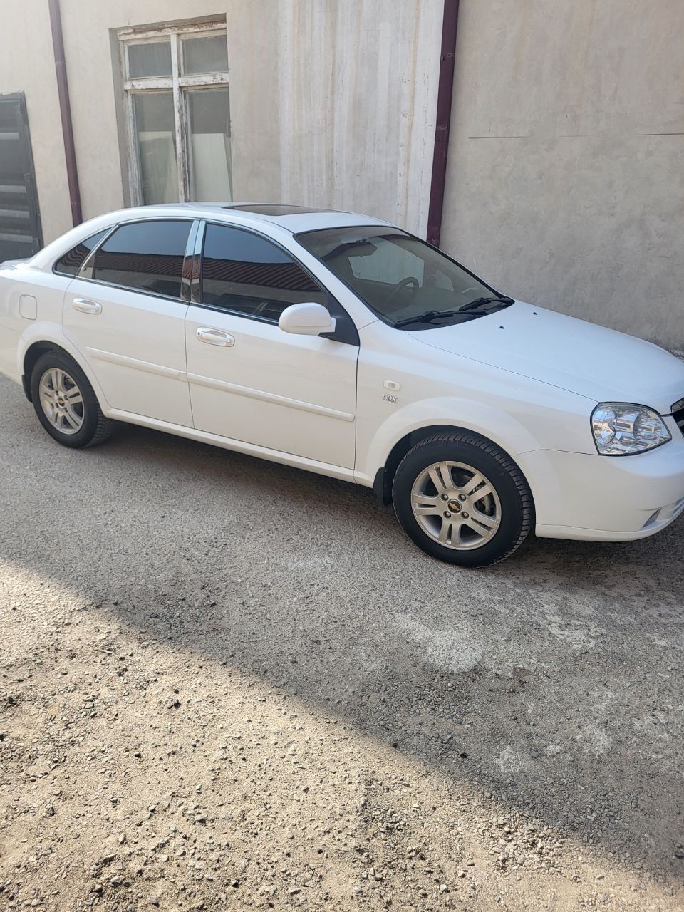 Продаётся лассети 1.8 автомат