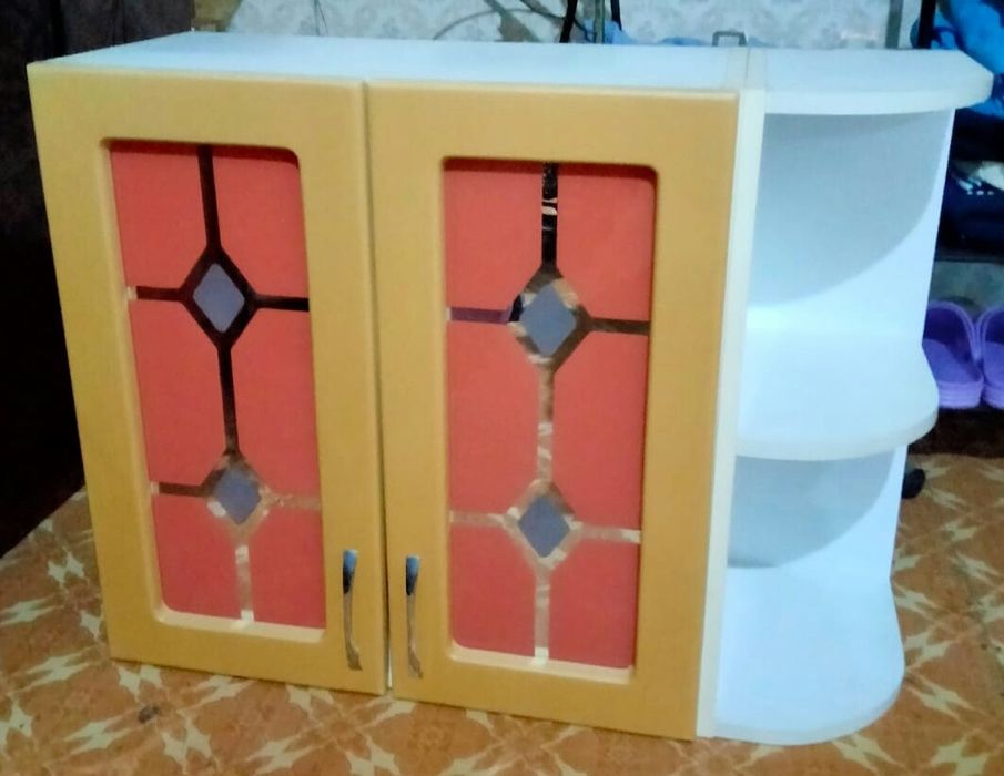 Шкафчик кухонный