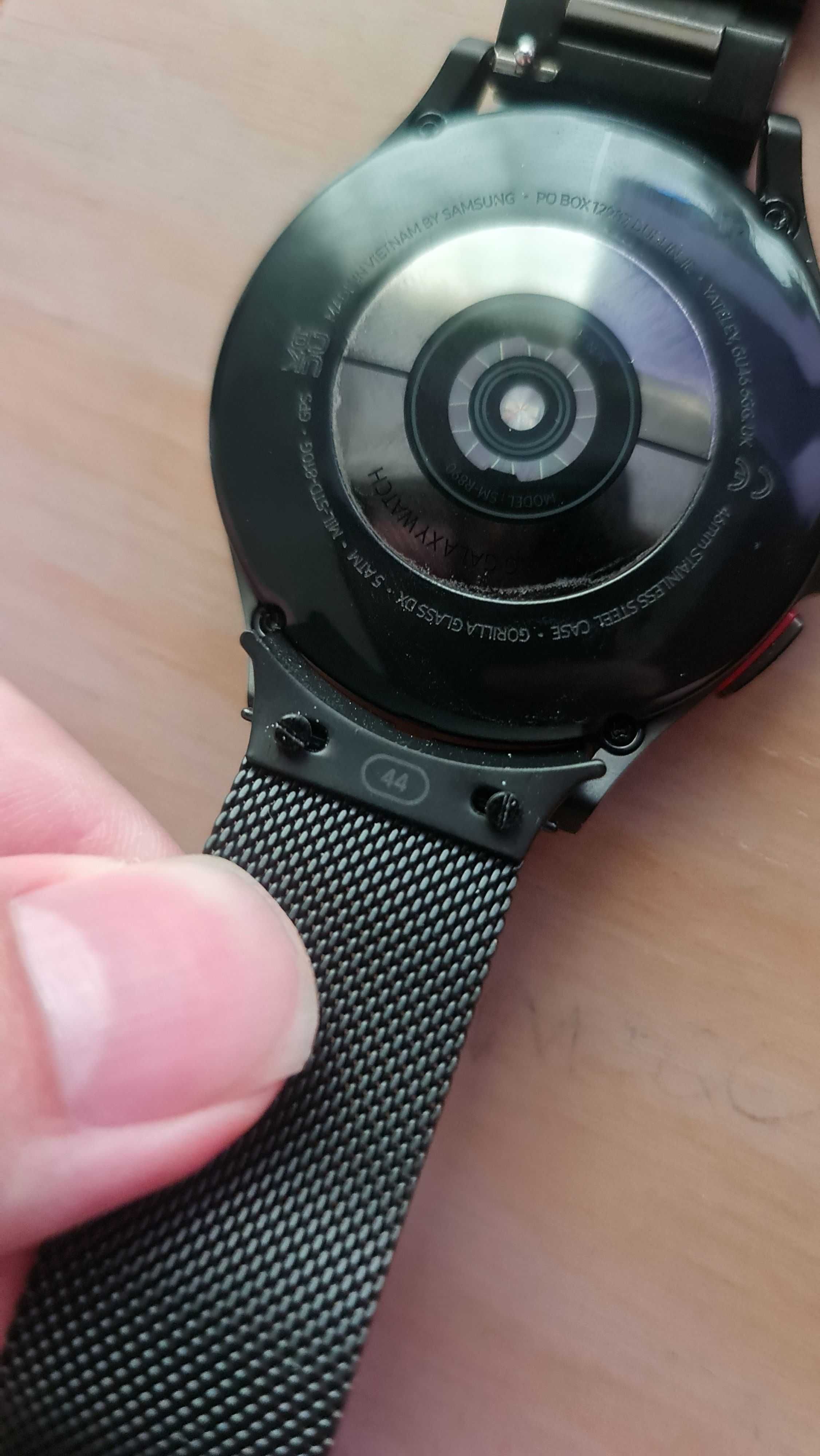 Galaxy Watch 4 44mm Bluetooth SM-R870, Black