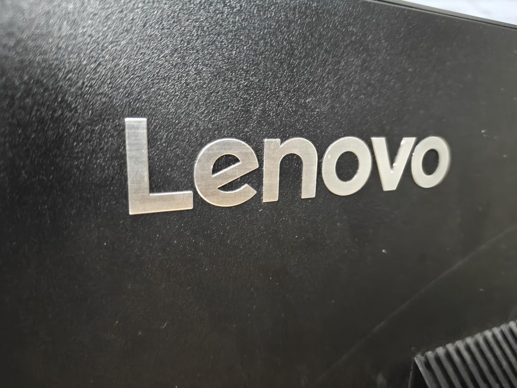 Продаётся монитор 4K Lenovo ThinkVision P27u-10 (27")