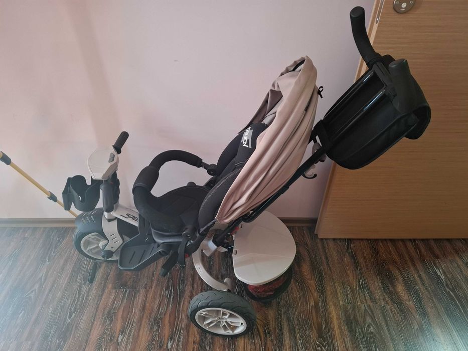 Триколка като нова