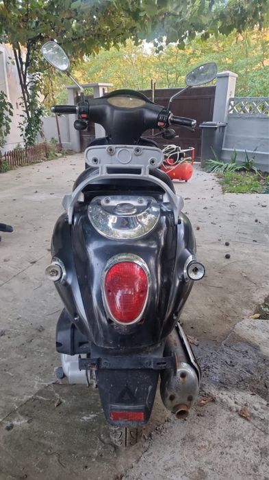 Scuter 125cc, 617 km