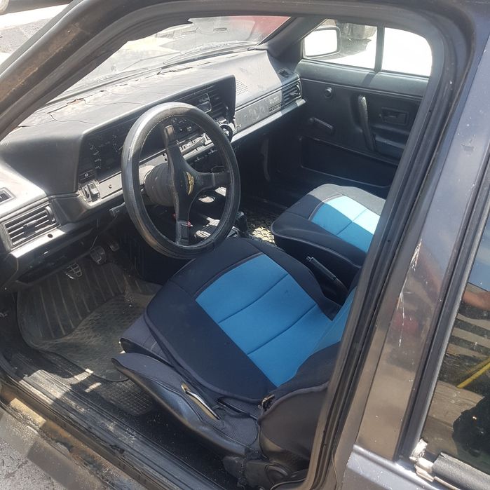 Фолксваген пасат 1 на части