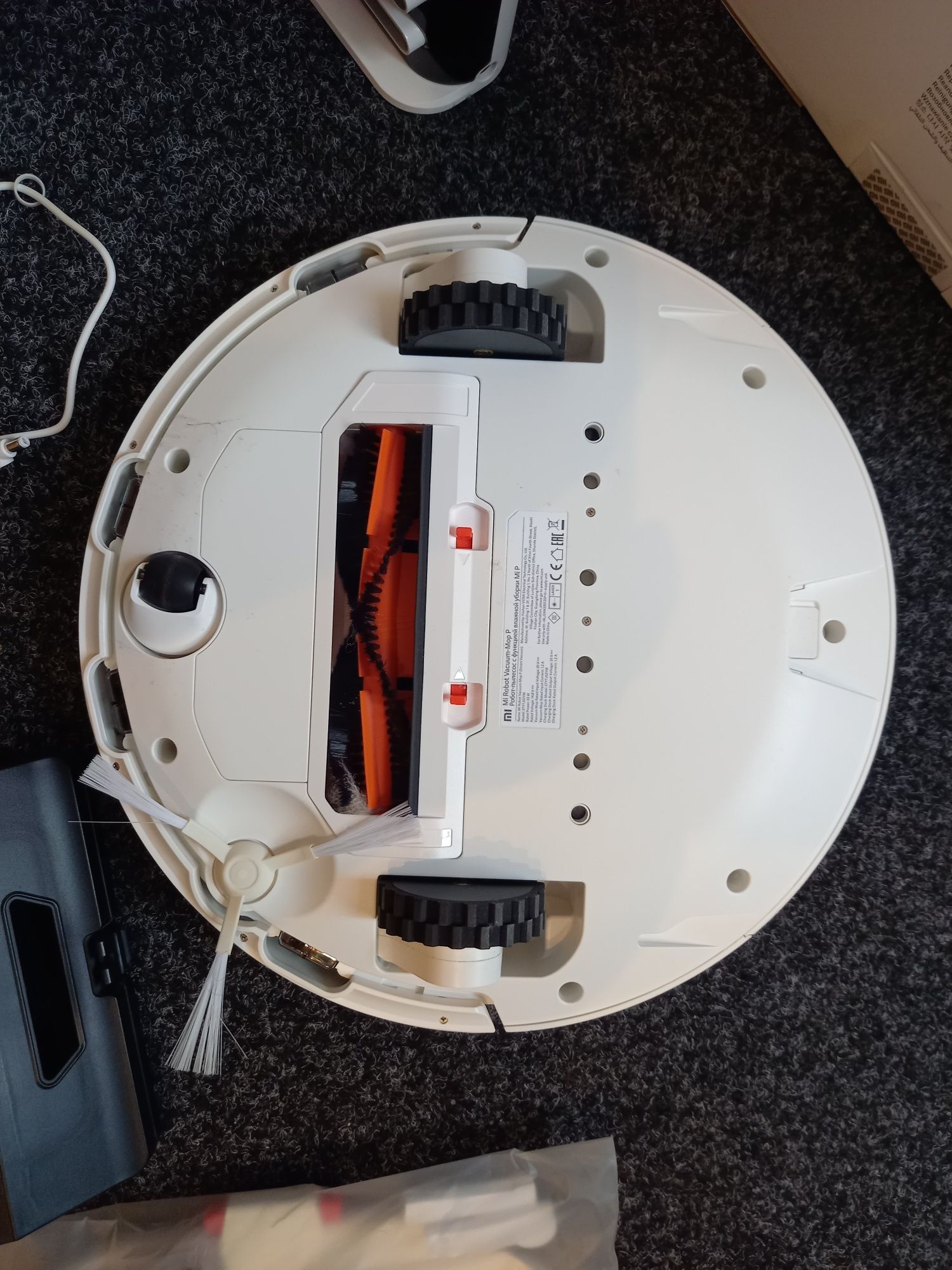 Vând Robot Aspirator Xiaomi Mi Robot Vacuum-Mop