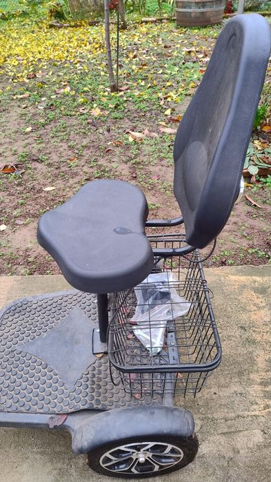 Триколка Telstar