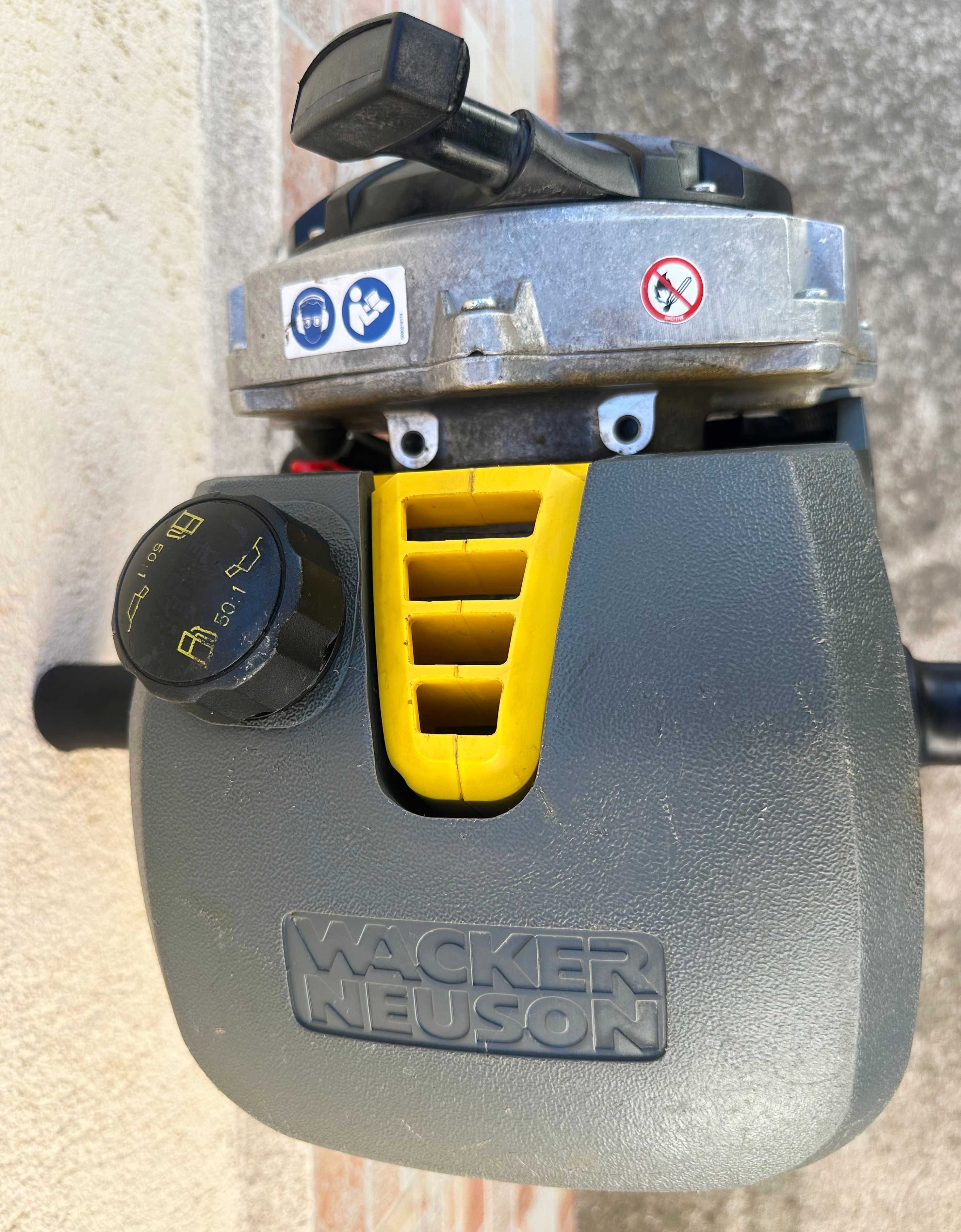 Wacker Neuson BH40 - Мощен бензинов къртач 40J