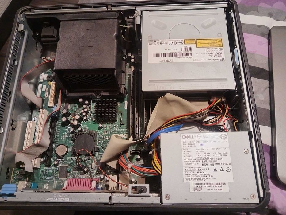 Компютър настолен Dell