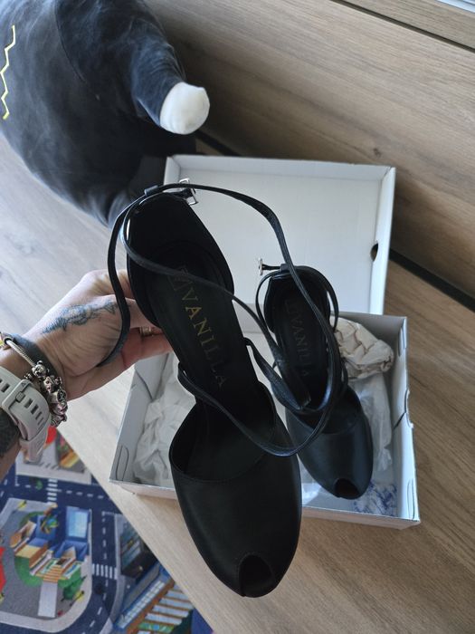 Sandale cu toc Fabiana