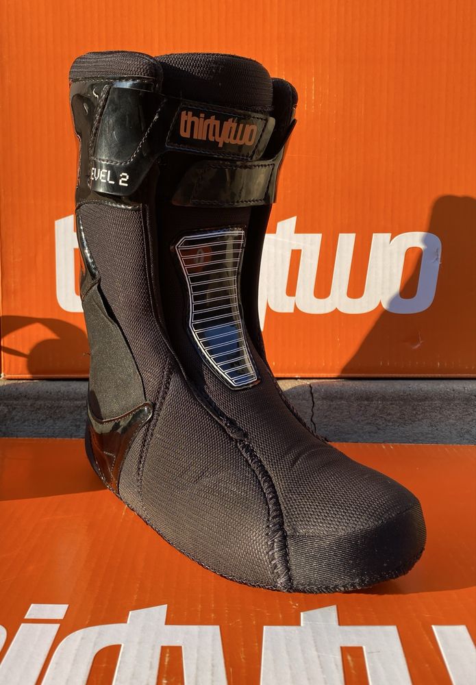 Boots snowboard ThirtyTwo Giind Session. Marimea: 40