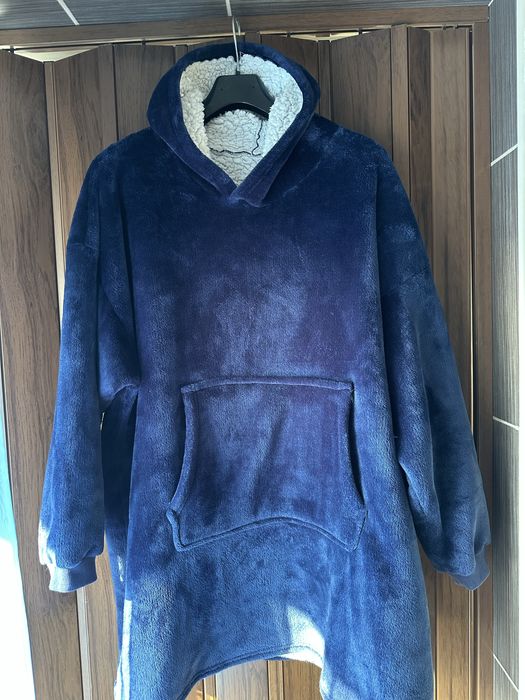 Patura hanorac cu gluga