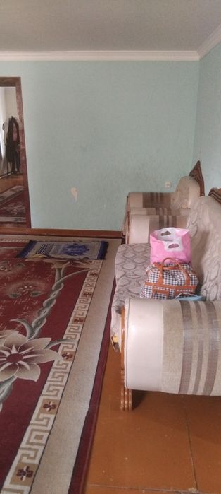 Продаю 4ком.3этаж.Таможня Фархадская