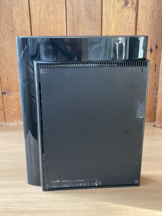 PS 3 Super Slim, 500gb, doar 6 zile in functionare