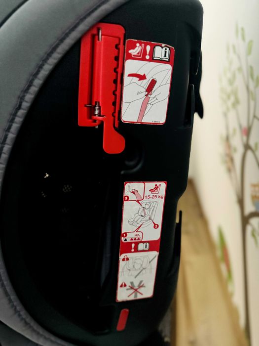 Scaun de masina Joie Stages pentru copii intre 0 - 25 kg