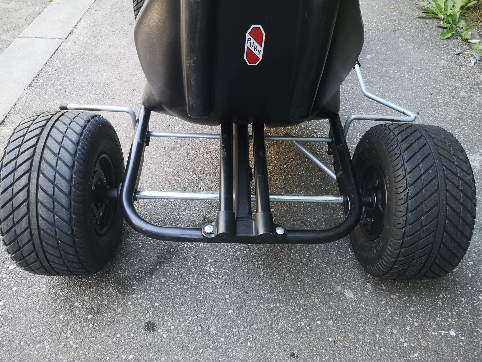 Kart/Cart cu pedale PUKY F1 pentru copii de la 6 la 12 ani, negru