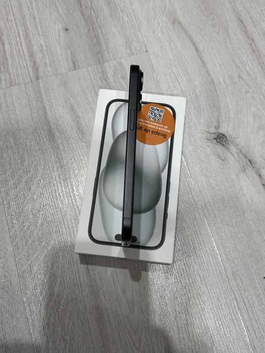 Iphone 15 Black 128 GB, in garantie, baterie 89%