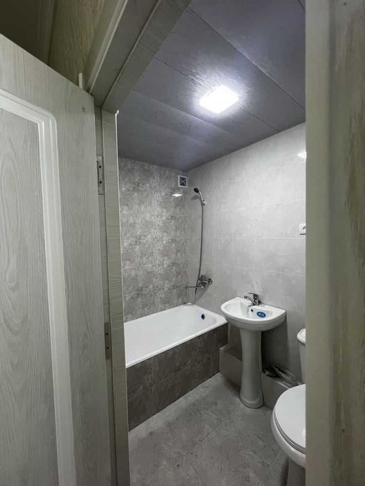 ПРОДАЕТСЯ Квартира Шайхантахурский район ориентир Ибн Сино 2/1/5