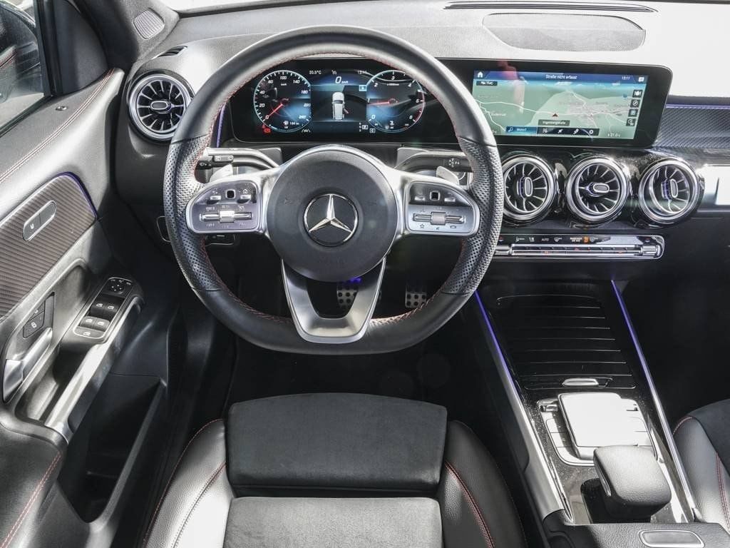 Mercedes GLB 200 D 4Matic  AMG line 7 locuri